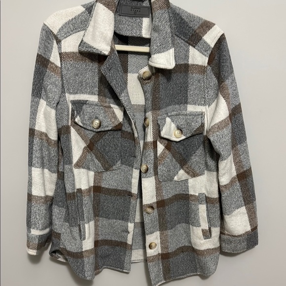 Blank NYC Jackets & Blazers - Blank NYC Gray and White Utility Jacket